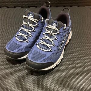 Columbia Women’s Size 7.5 Trail + Hiking Shoes Blue